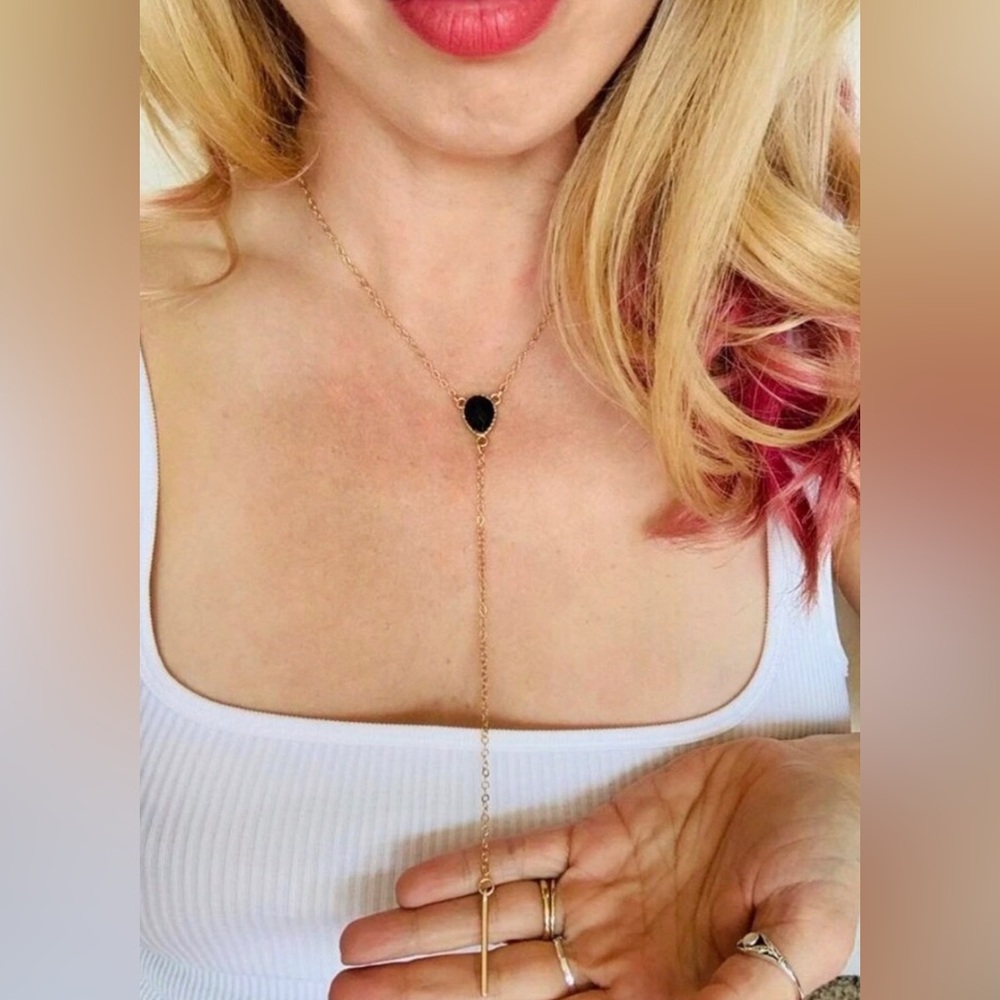 💥3for$28 NWT Minimalist Black Gem Golden Bar Lariat Necklace Black Gold Dainty